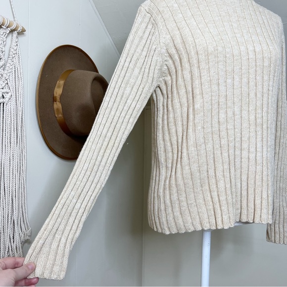 Vintage Ann Taylor Cream/gold turtleneck Italian merino wool sweater XL - Picture 3 of 6